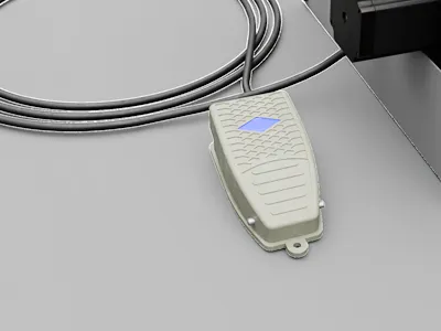 Acionamento e velocidade pelo pedal, item de série da Furadeira Easy Drill 6