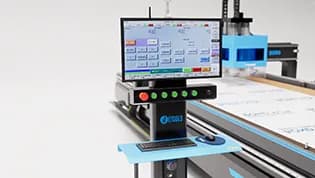 Comando Syntec, item de série da Router CNC Hybrid 1550 Lab