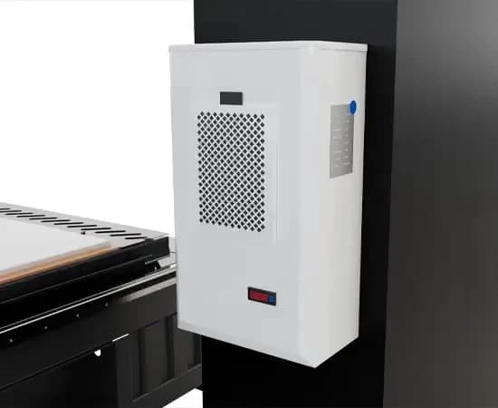 Resfriamento do painel elétrico, item de série da Centro de Usinagem Pro SAW S