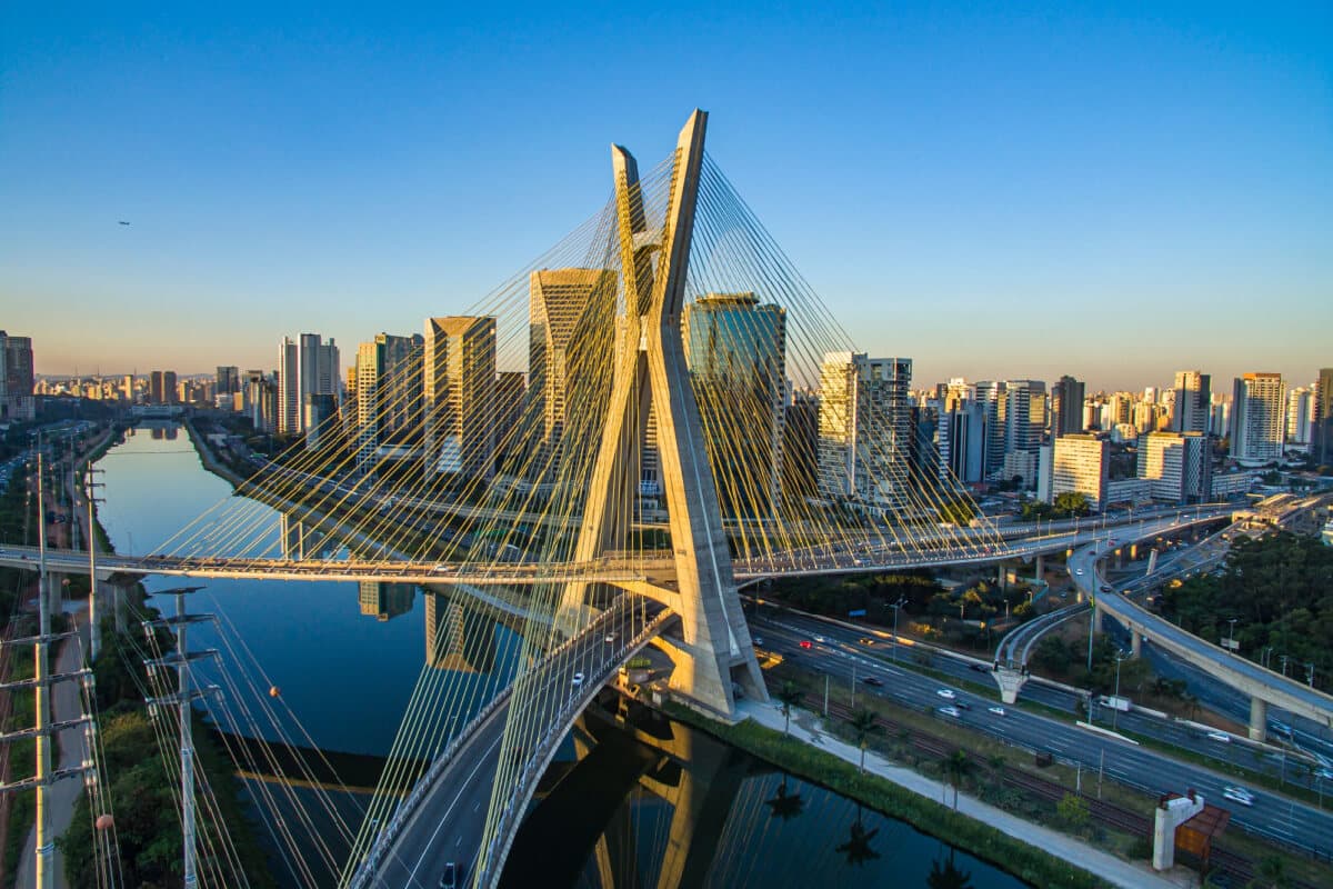 São Paulo / Conexão